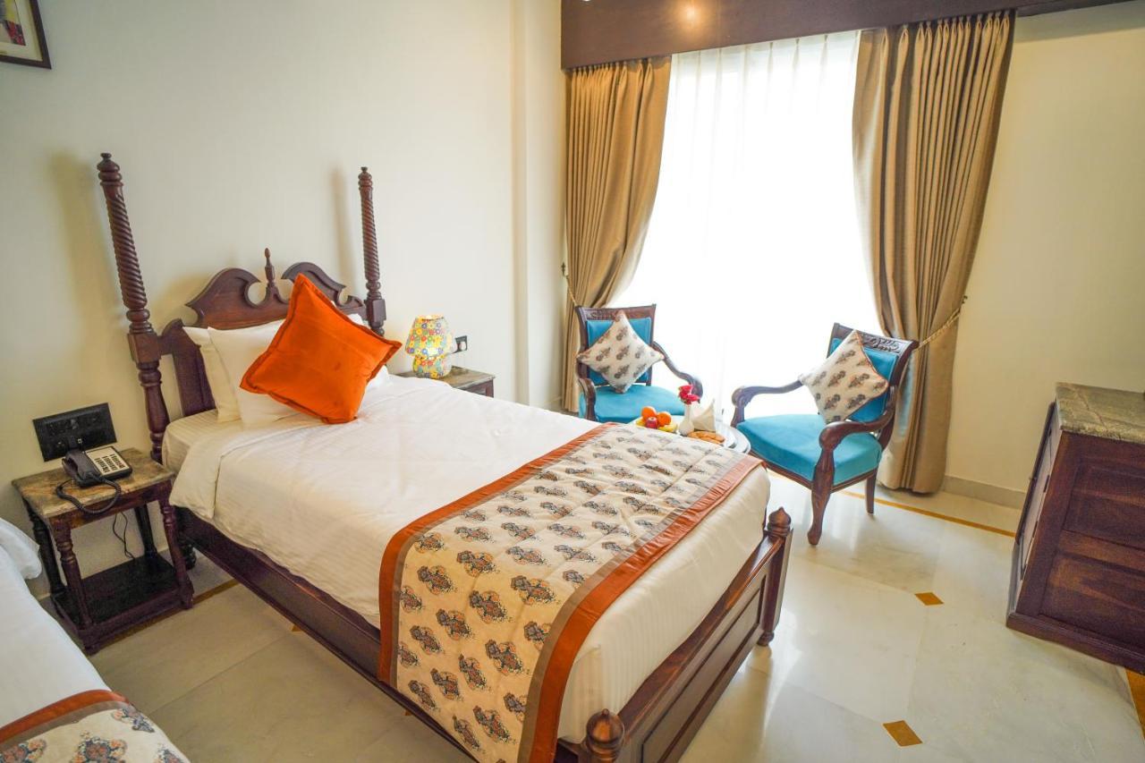Hotel The Amar Mahal By Trulyy Udaipur Exterior foto